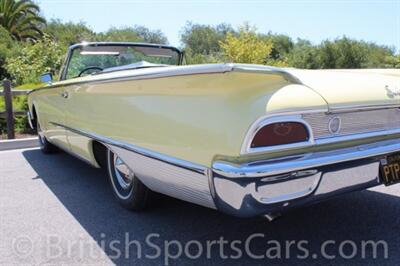 1960 Ford Galaxy Sunliner   - Photo 12 - San Luis Obispo, CA 93401