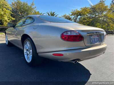 2002 Jaguar XK8   - Photo 14 - San Luis Obispo, CA 93401