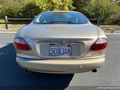 2002 Jaguar XK8   - Photo 12 - San Luis Obispo, CA 93401