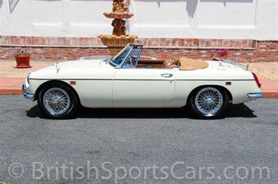 1969 MG MGB Convertible   - Photo 5 - San Luis Obispo, CA 93401