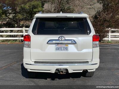 2010 Toyota 4Runner SR5   - Photo 10 - San Luis Obispo, CA 93401