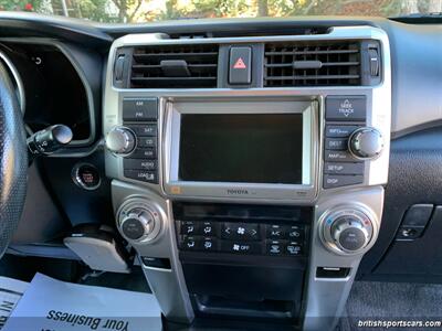 2010 Toyota 4Runner SR5   - Photo 29 - San Luis Obispo, CA 93401