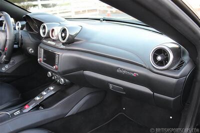 2015 Ferrari California T   - Photo 43 - San Luis Obispo, CA 93401