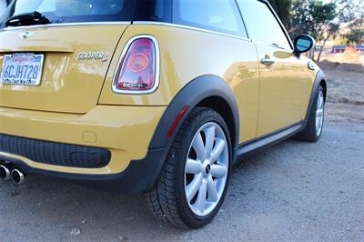 2007 MINI Cooper S   - Photo 11 - San Luis Obispo, CA 93401