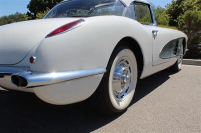 1960 Chevrolet Corvette   - Photo 12 - San Luis Obispo, CA 93401