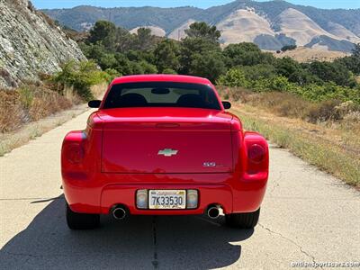 2004 Chevrolet SSR LS   - Photo 10 - San Luis Obispo, CA 93401