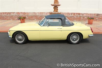 1967 MG MGB Coupe   - Photo 5 - San Luis Obispo, CA 93401