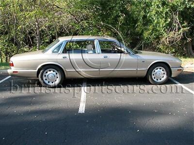 2000 Jaguar XJ8 Vanden Plas   - Photo 5 - San Luis Obispo, CA 93401