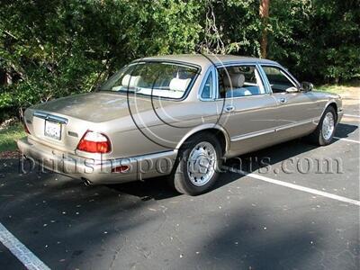 2000 Jaguar XJ8 Vanden Plas   - Photo 4 - San Luis Obispo, CA 93401