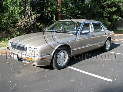 2000 Jaguar XJ8 Vanden Plas   - Photo 1 - San Luis Obispo, CA 93401