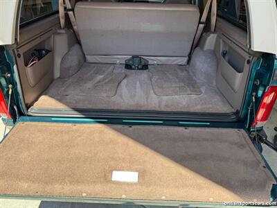 1996 Ford Bronco XL 2dr XL   - Photo 69 - San Luis Obispo, CA 93401