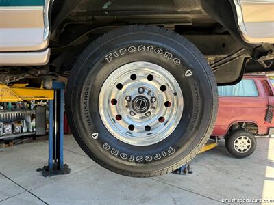 1996 Ford Bronco XL 2dr XL   - Photo 30 - San Luis Obispo, CA 93401