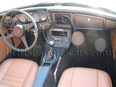 1974 MG MGB Coupe   - Photo 3 - San Luis Obispo, CA 93401