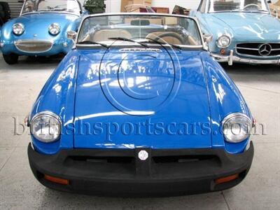 1976 MG MGB Roadster   - Photo 2 - San Luis Obispo, CA 93401