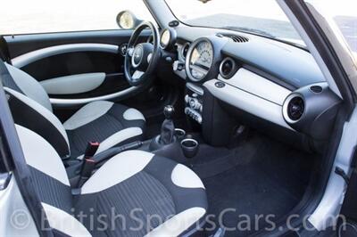 2010 MINI Cooper S   - Photo 19 - San Luis Obispo, CA 93401