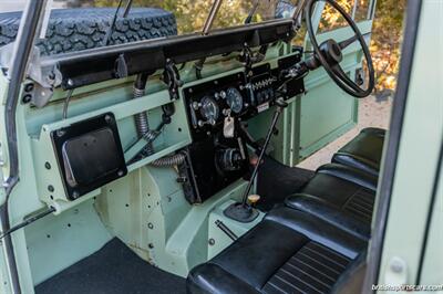 1967 Land Rover 109 Series IIA   - Photo 52 - San Luis Obispo, CA 93401