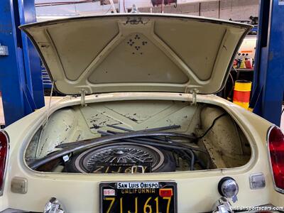 1969 MG MGB   - Photo 53 - San Luis Obispo, CA 93401