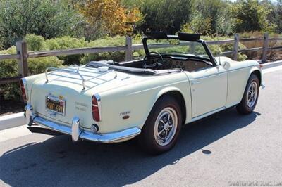 1968 Triumph TR250   - Photo 3 - San Luis Obispo, CA 93401