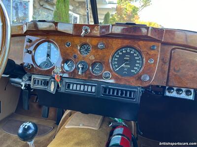 1957 Jaguar XK140 FHC   - Photo 63 - San Luis Obispo, CA 93401