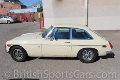 1972 MG MGB-GT   - Photo 5 - San Luis Obispo, CA 93401