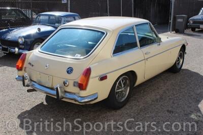 1972 MG MGB-GT   - Photo 3 - San Luis Obispo, CA 93401