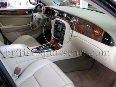 2004 Jaguar XJ 8   - Photo 21 - San Luis Obispo, CA 93401