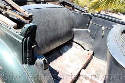 1939 Ford Deluxe Convertible Sedan   - Photo 10 - San Luis Obispo, CA 93401