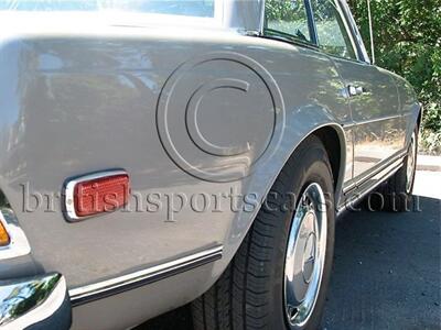 1970 Mercedes 280 SL   - Photo 8 - San Luis Obispo, CA 93401