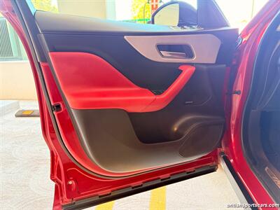 2019 Jaguar F-PACE 25t R-Sport   - Photo 27 - San Luis Obispo, CA 93401