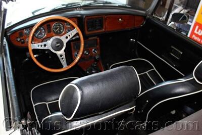 1977 MG MGB Roadster   - Photo 16 - San Luis Obispo, CA 93401