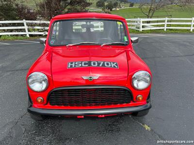 1972 MINI Van   - Photo 11 - San Luis Obispo, CA 93401