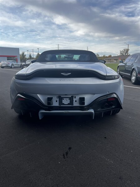 2021 Aston Martin Vantage   - Photo 14 - Indianapolis, IN 46268