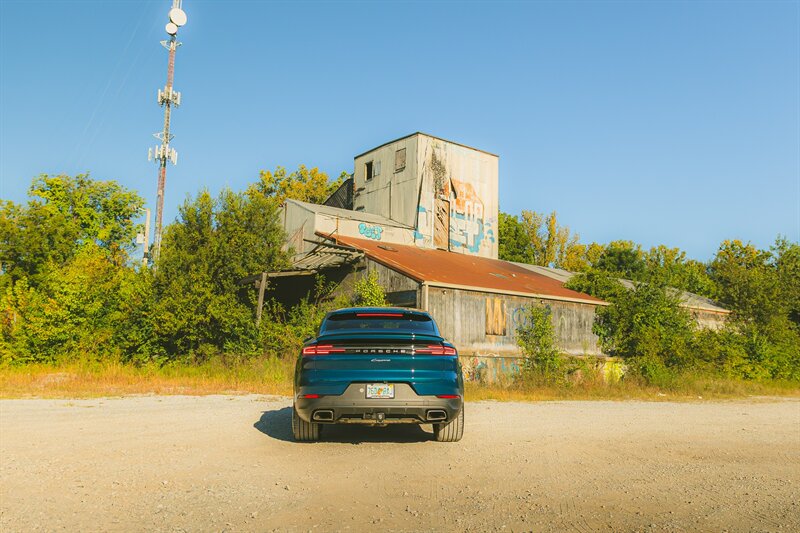 2025 Porsche Cayenne Coupe - Photo 41 - Indianapolis, IN 46268