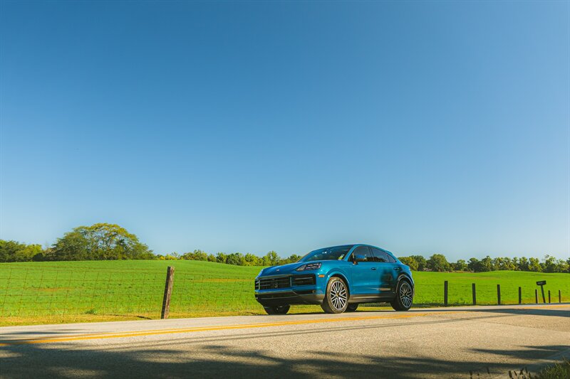 2025 Porsche Cayenne Coupe - Photo 1 - Indianapolis, IN 46268