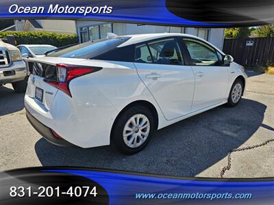 2022 Toyota Prius LE   - Photo 12 - Santa Cruz, CA 95060