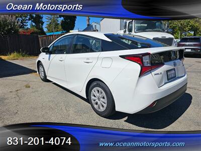 2022 Toyota Prius LE   - Photo 16 - Santa Cruz, CA 95060