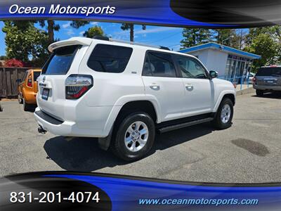 2021 Toyota 4Runner SR5 Premium   - Photo 14 - Santa Cruz, CA 95060
