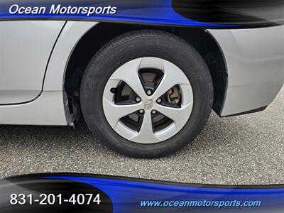 2013 Toyota Prius Four Hybrid   - Photo 21 - Santa Cruz, CA 95060