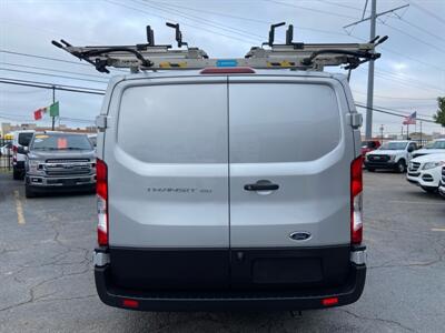 2020 Ford Transit 150   - Photo 11 - Dallas, TX 75247