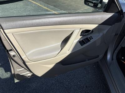 2007 Toyota Camry LE - Photo 12 - Dallas, TX 75247