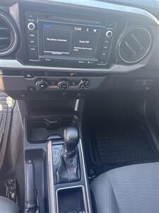 2017 Toyota Tacoma SR5 V6   - Photo 24 - Dallas, TX 75247