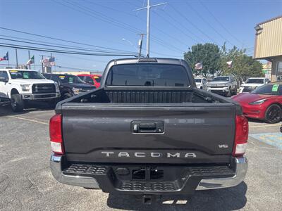 2017 Toyota Tacoma SR5 V6   - Photo 5 - Dallas, TX 75247