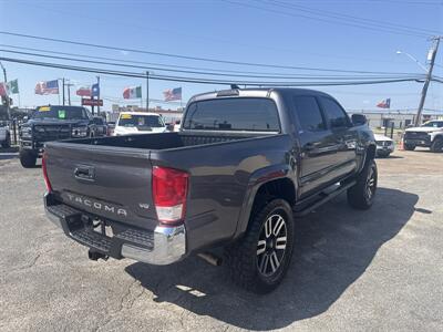 2017 Toyota Tacoma SR5 V6   - Photo 3 - Dallas, TX 75247