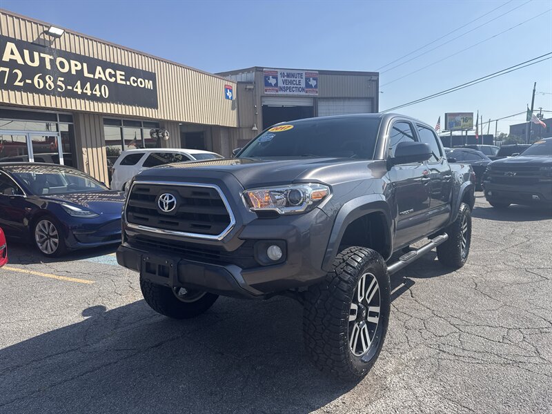 2017 Toyota Tacoma SR5 V6   - Photo 1 - Dallas, TX 75247