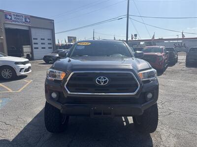 2017 Toyota Tacoma SR5 V6   - Photo 9 - Dallas, TX 75247