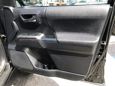 2017 Toyota Tacoma TRD Off-Road   - Photo 34 - Dallas, TX 75247