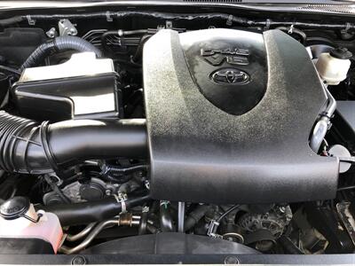 2017 Toyota Tacoma TRD Off-Road   - Photo 17 - Dallas, TX 75247