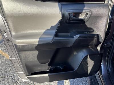 2019 Toyota Tacoma SR   - Photo 25 - Dallas, TX 75247