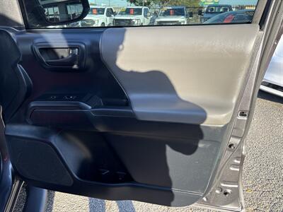 2019 Toyota Tacoma SR   - Photo 30 - Dallas, TX 75247
