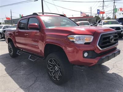 2022 Toyota Tacoma SR5   - Photo 2 - Dallas, TX 75247